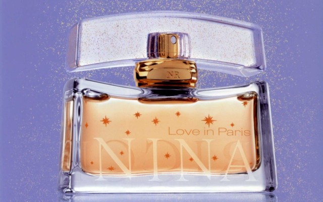 Nina Ricci Love in Paris. Desktop wallpaper