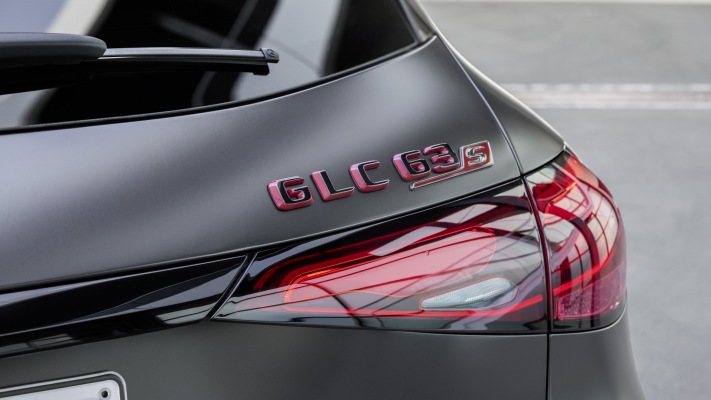 Mercedes-AMG GLC 63 S 4MATIC+ 2024. Desktop wallpaper