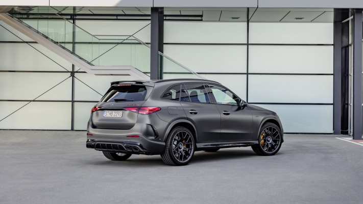 Mercedes-AMG GLC 63 S 4MATIC+ 2024. Desktop wallpaper