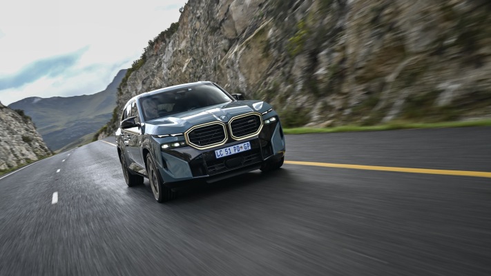 BMW XM ZA Version 2023. Desktop wallpaper