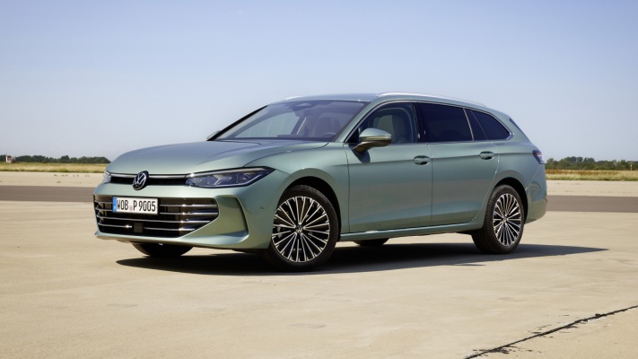 Volkswagen Passat Variant Elegance 2024. Desktop wallpaper