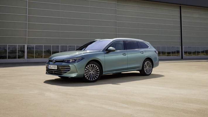 Volkswagen Passat Variant Elegance 2024. Desktop wallpaper