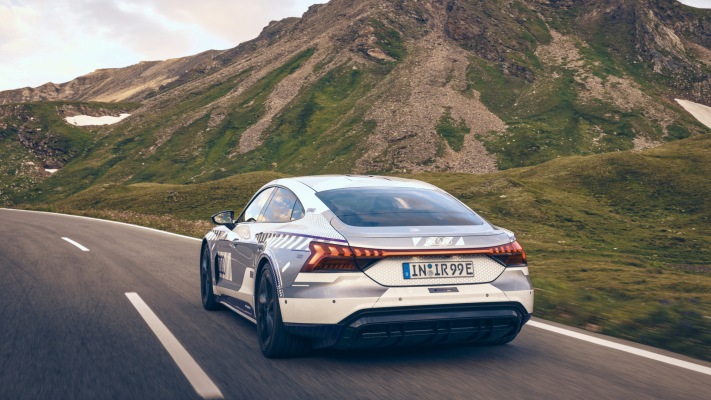 Audi RS e-tron GT Ice Race Edition 2023. Desktop wallpaper
