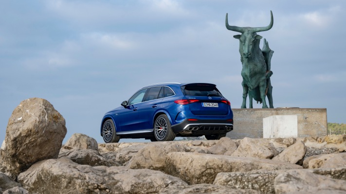 Mercedes-AMG GLC 63 S E Performance 2024. Desktop wallpaper
