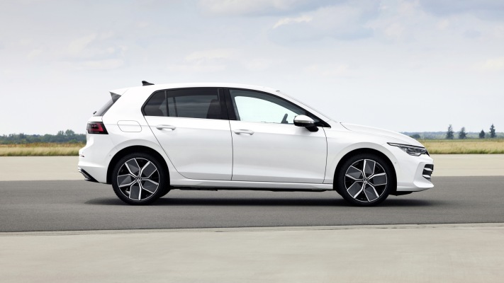 Volkswagen Golf VIII 2024. Desktop wallpaper