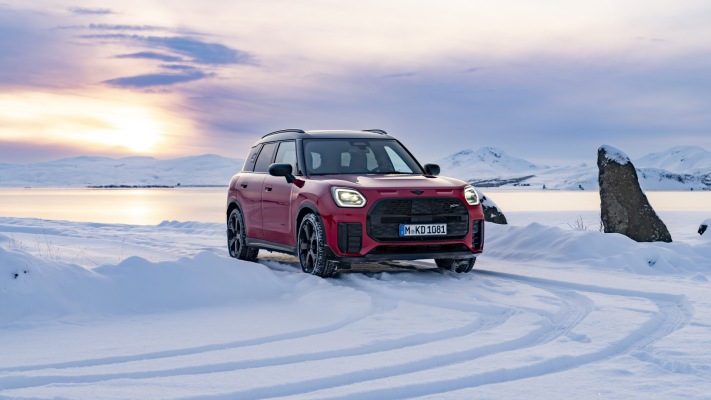 MINI Countryman S ALL4 JCW Trim 2024. Desktop wallpaper