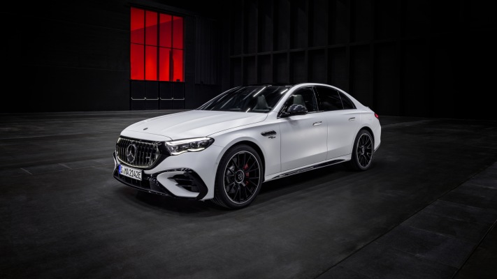 Mercedes-AMG E 53 Hybrid 4MATIC+ 2025. Desktop wallpaper