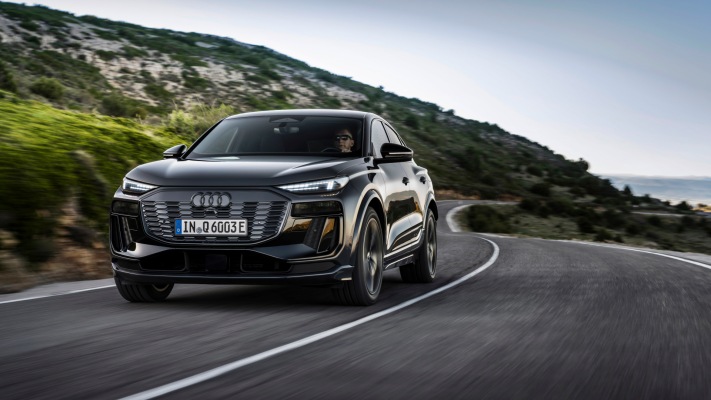 Audi SQ6 e-tron 2025. Desktop wallpaper