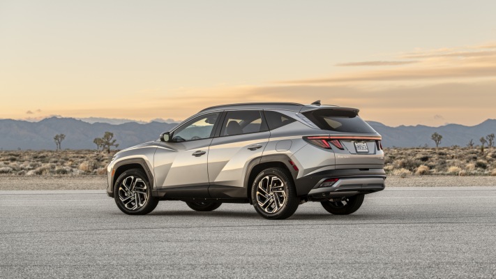 Hyundai Tucson Plug-in Hybrid USA Version 2025. Desktop wallpaper