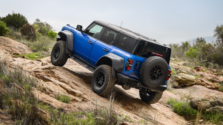 Ford Bronco Raptor Black Appearance Package 2025. Desktop wallpaper