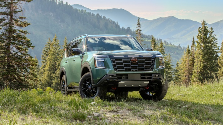 Nissan Armada PRO4x 2025. Desktop wallpaper