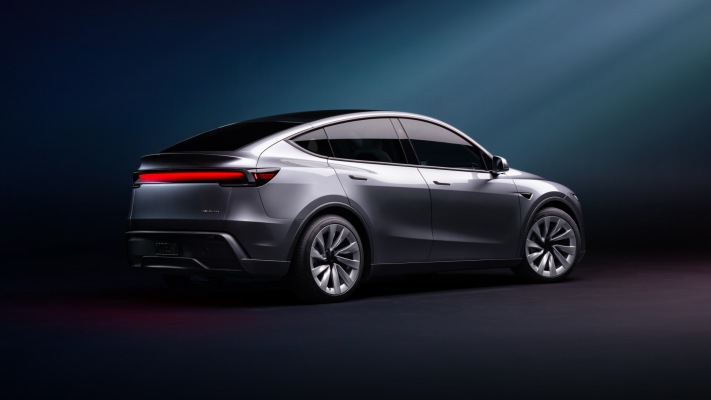 Tesla Model Y 2025. Desktop wallpaper