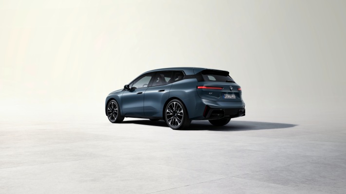 BMW iX xDrive60 2025. Desktop wallpaper