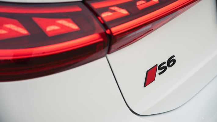 Audi S6 Avant e-tron Edition 1 UK Version 2025. Desktop wallpaper