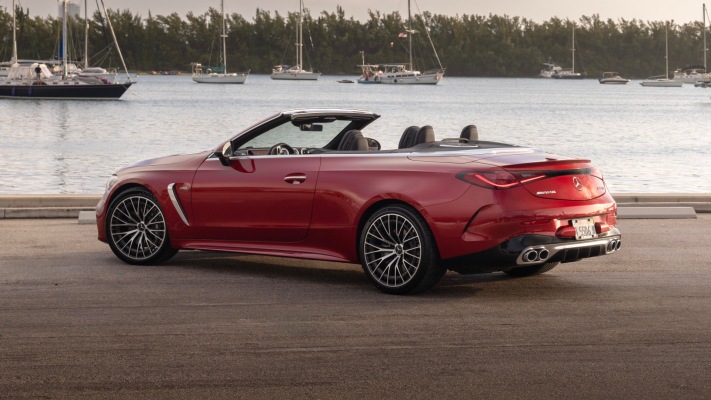 Mercedes-AMG CLE 53 4MATIC+ Cabriolet USA Version 2025. Desktop wallpaper