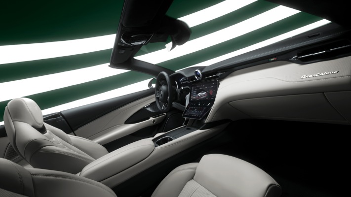 Maserati GranCabrio 490 CV 2025. Desktop wallpaper