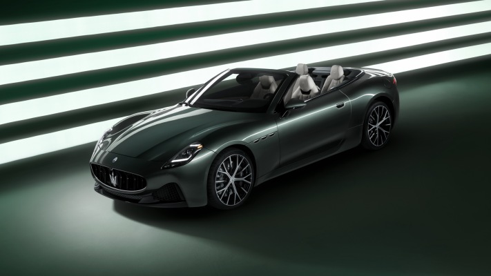 Maserati GranCabrio 490 CV 2025. Desktop wallpaper