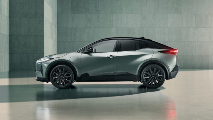 Toyota C-HR+ 2026. Desktop wallpaper
