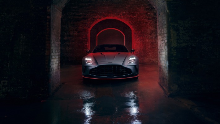 Aston Martin Vantage S 2026. Desktop wallpaper