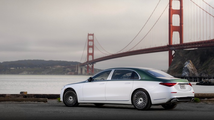 Mercedes-Maybach S 680 Edition Emerald Isle 2026. Desktop wallpaper