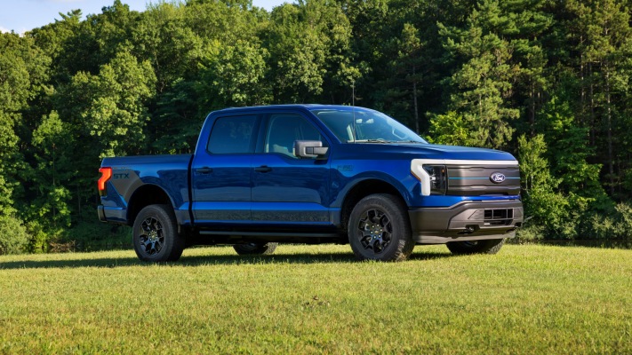 Ford F-150 Lightning STX 2026. Desktop wallpaper