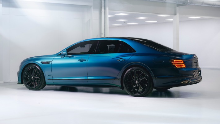 Bentley Flying Spur Ombré 2025. Desktop wallpaper