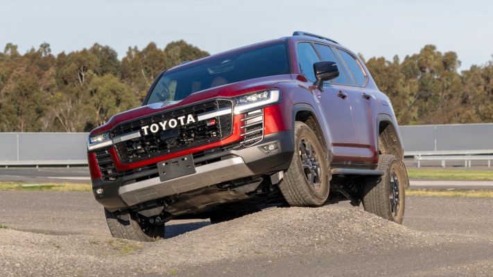 Toyota Land Cruiser Performance Hybrid AUS Version 2026. Desktop wallpaper