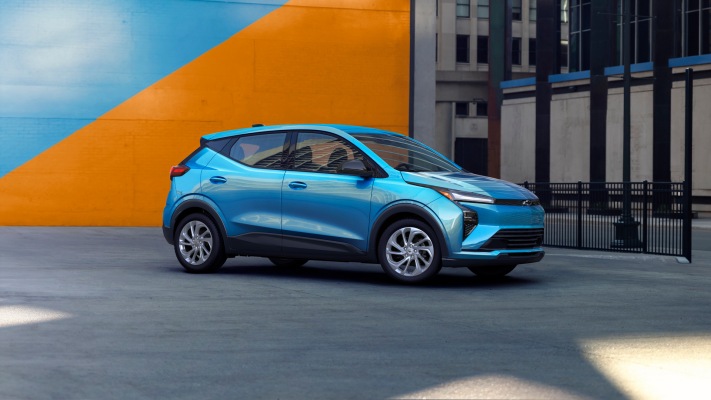 Chevrolet Bolt LT 2027. Desktop wallpaper