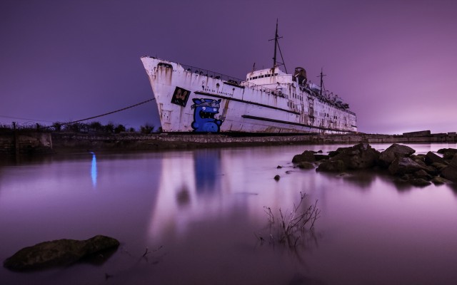Ships. Desktop wallpaper