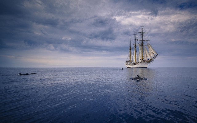 Ships. Desktop wallpaper