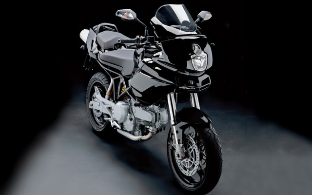 Motorbikes. Desktop wallpaper