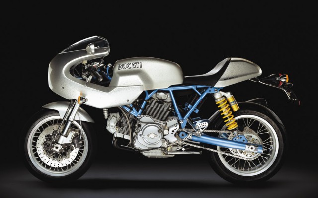 Motorbikes. Desktop wallpaper