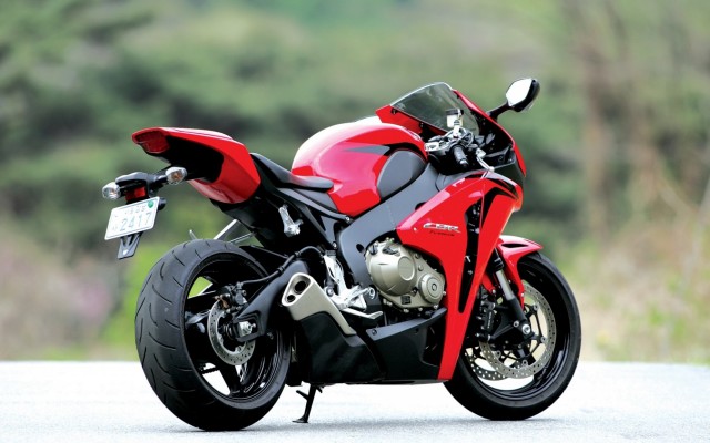 Motorbikes. Desktop wallpaper