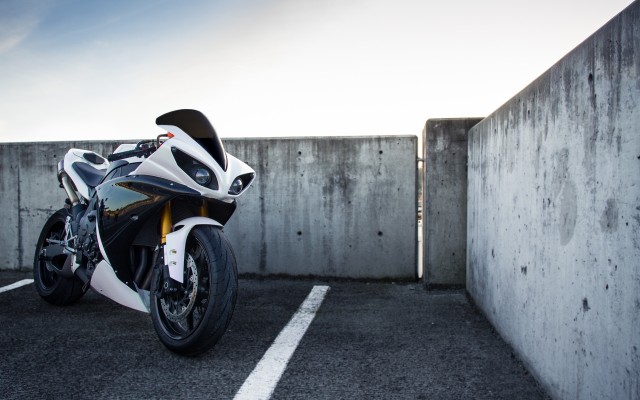 Motorbikes. Desktop wallpaper