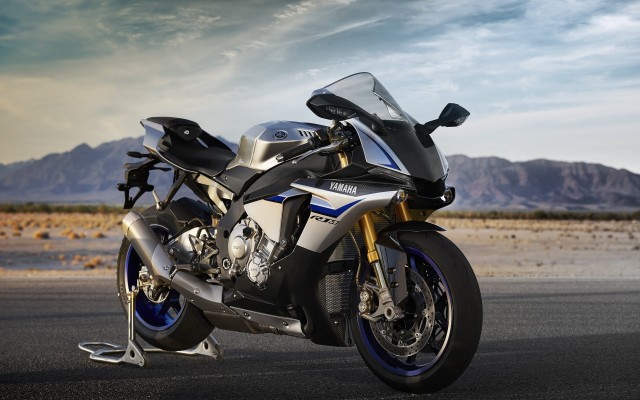 Motorbikes. Desktop wallpaper