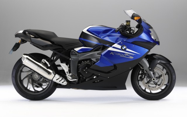 Motorbikes. Desktop wallpaper