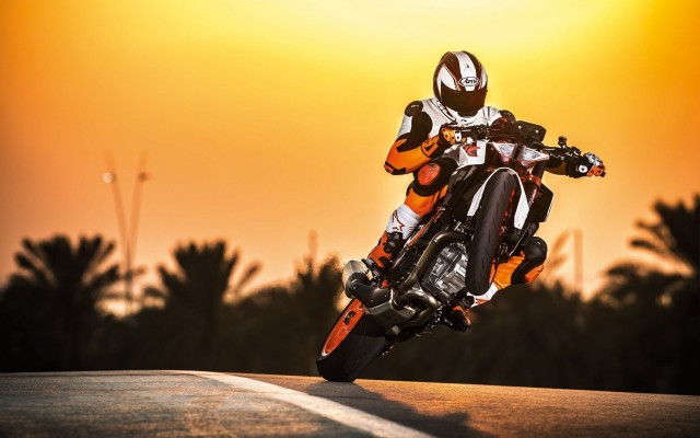 Motorbikes. Desktop wallpaper