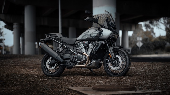 Motorbikes. Desktop wallpaper