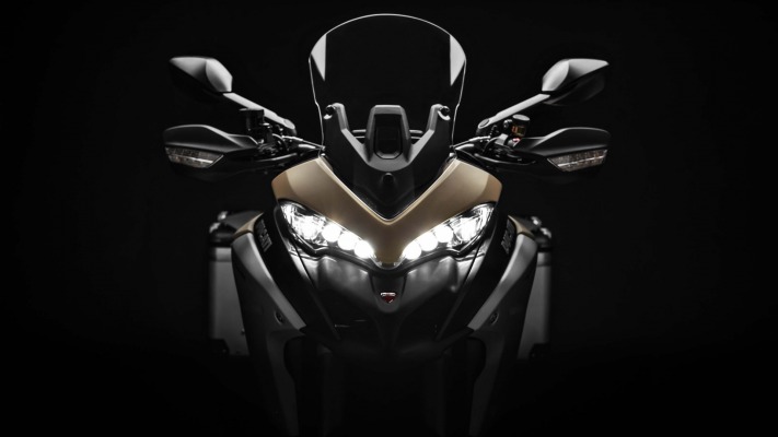 Motorbikes. Desktop wallpaper