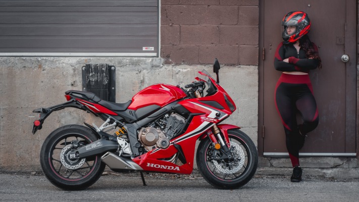 Motorbikes. Desktop wallpaper
