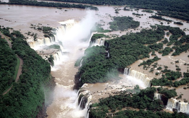 Waterfalls. Desktop wallpaper