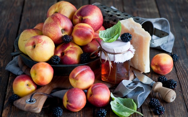 Fruits. Desktop wallpaper