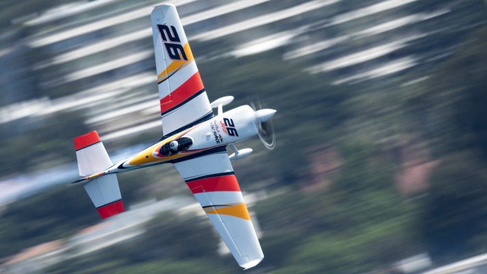 Airplanes. Desktop wallpaper