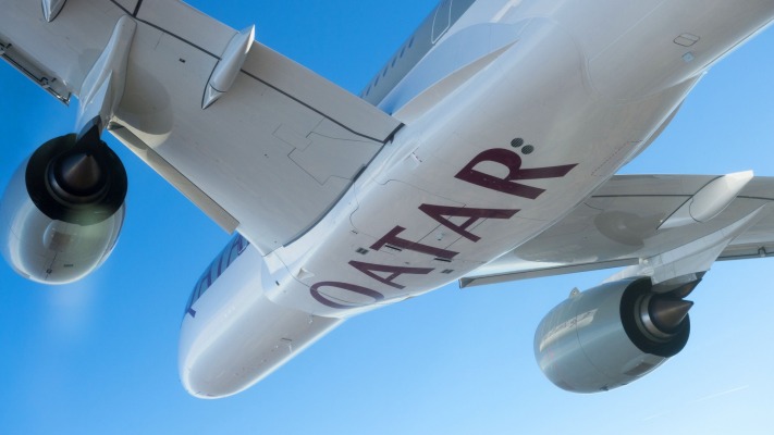 Airbus A350-900. Desktop wallpaper
