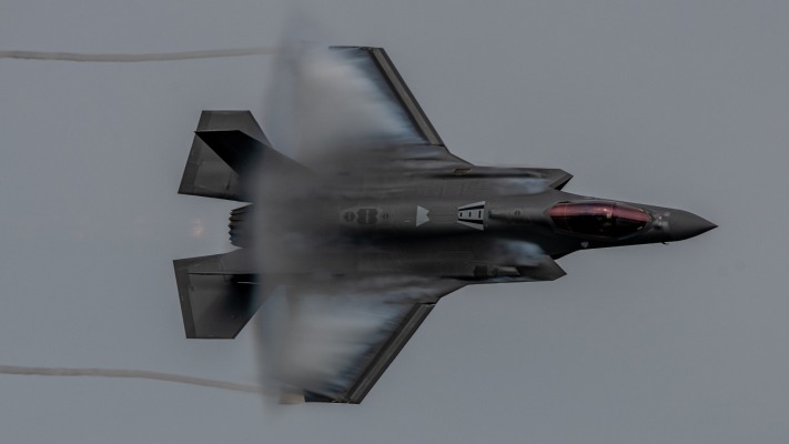 F-35 Lightning 2. Desktop wallpaper