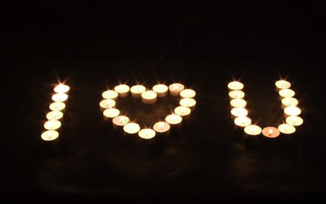 Love. Desktop wallpaper