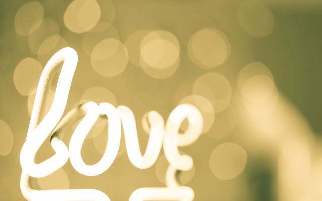 Love. Desktop wallpaper