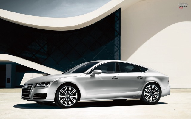 Audi Q7 2012. Desktop wallpaper