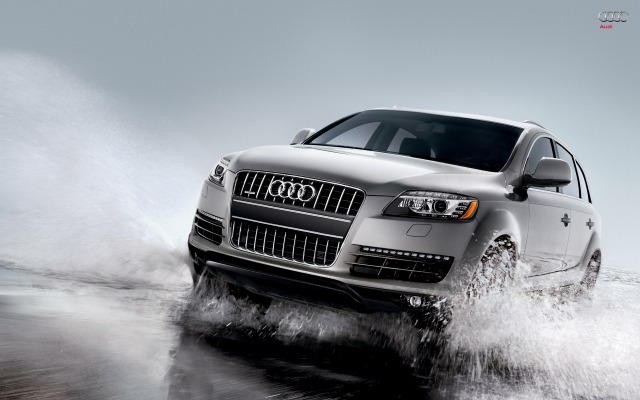 Audi Q7 2012. Desktop wallpaper