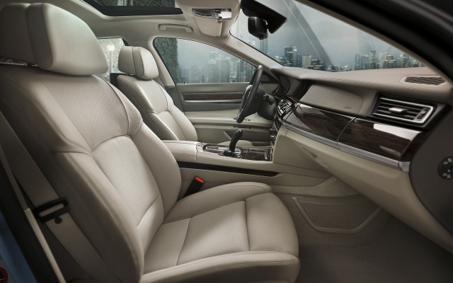 BMW ActiveHybrid 7. Desktop wallpaper